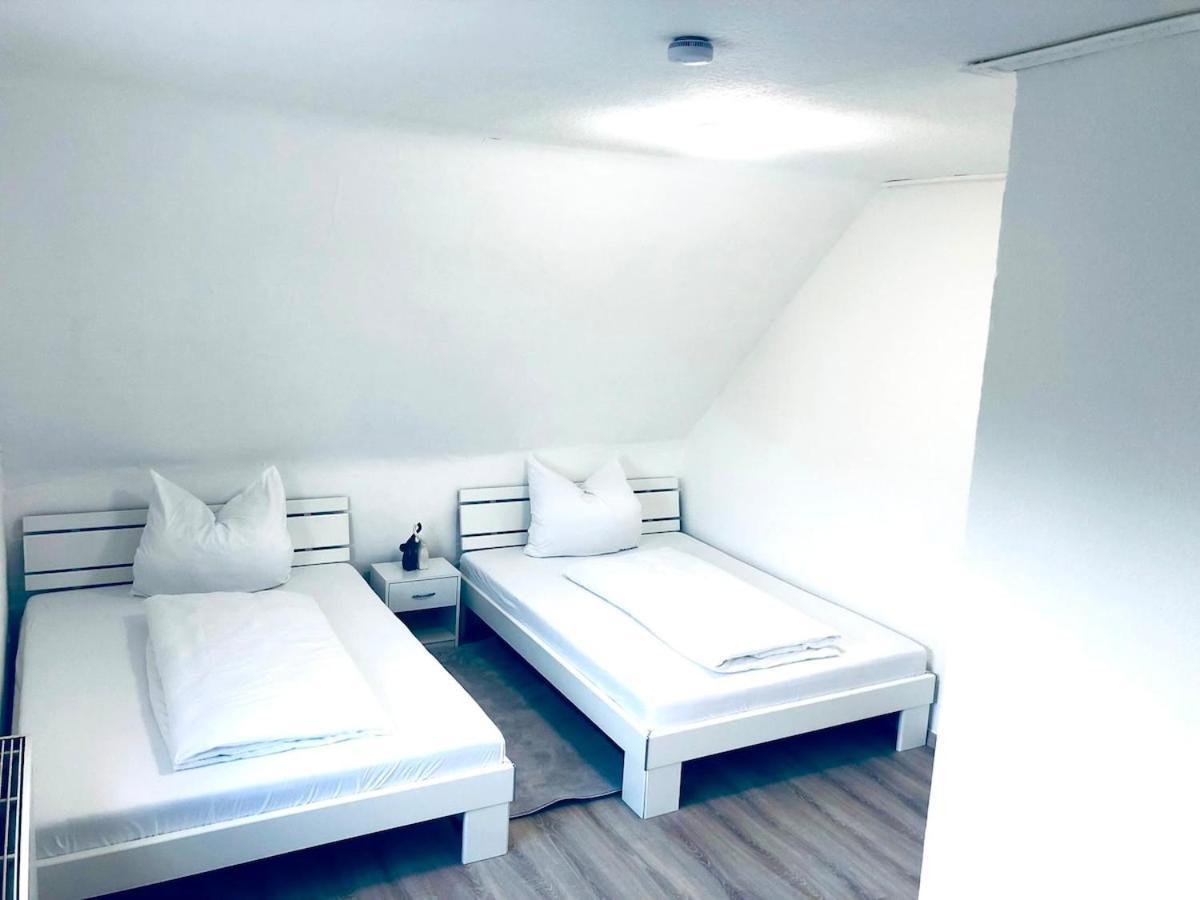 Wohnung Mit Neuem Bad Und Kueche Gelsenkirchen Buitenkant foto