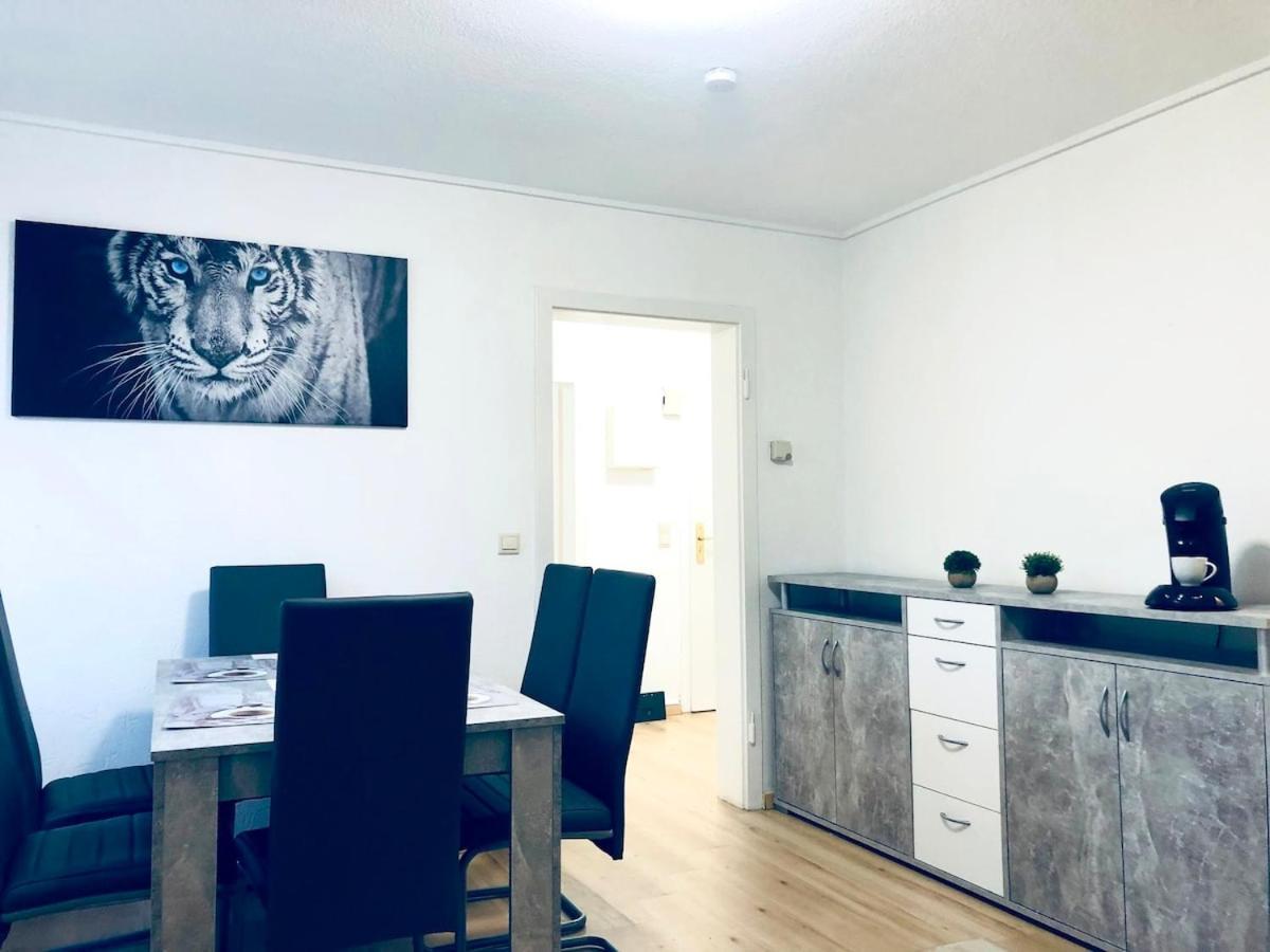 Wohnung Mit Neuem Bad Und Kueche Gelsenkirchen Buitenkant foto